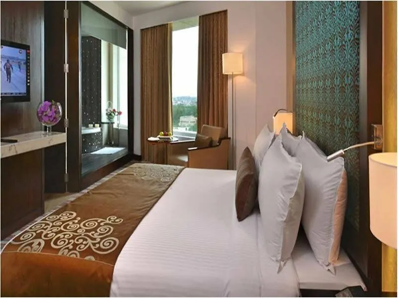Holiday Inn Chandigarh Panchkula, An Ihg Hotel 5*, Panchkula